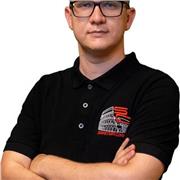 Laureato in ingegneria appassionato di fisica